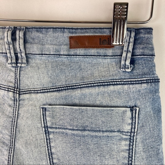 L.e.i. Tatum High-Rise Faded Jean Shorts - Picture 3 of 10